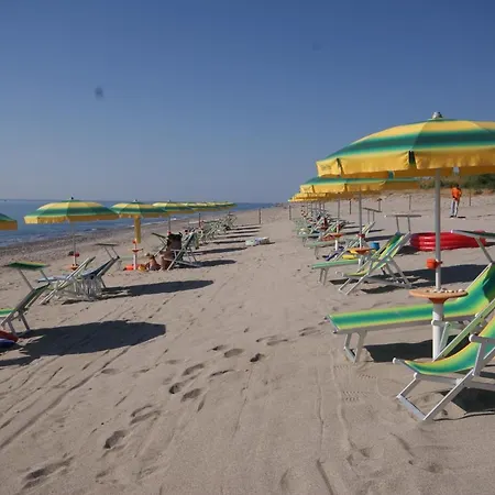 Residence Il Faro Apartmanhotel Marina di Monasterace